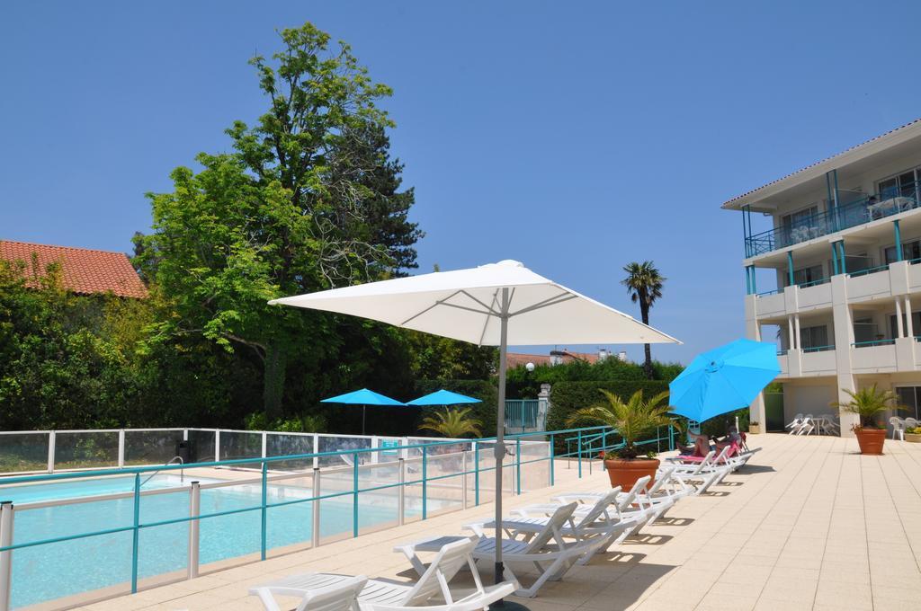 Appartement Golf Et Nivelle Avec Piscine Et Parking Ciboure Ruang foto